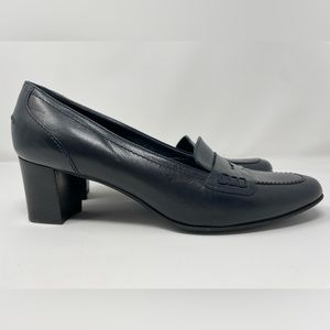 Brooks Brothers Women's Navy Blue Stacked Heel Penny Loafers Size 9